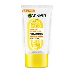 Garnier Bright Complete Vitamin C Face Wash 160g